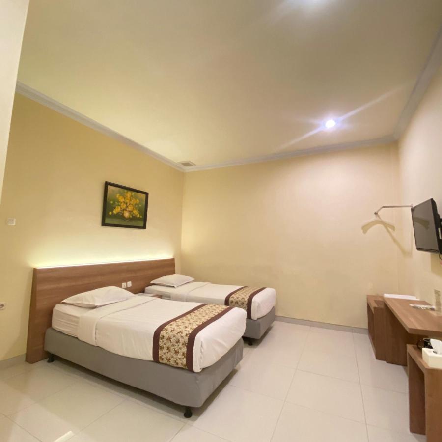 Riverstone Hotel & Cottage Batu  Εξωτερικό φωτογραφία