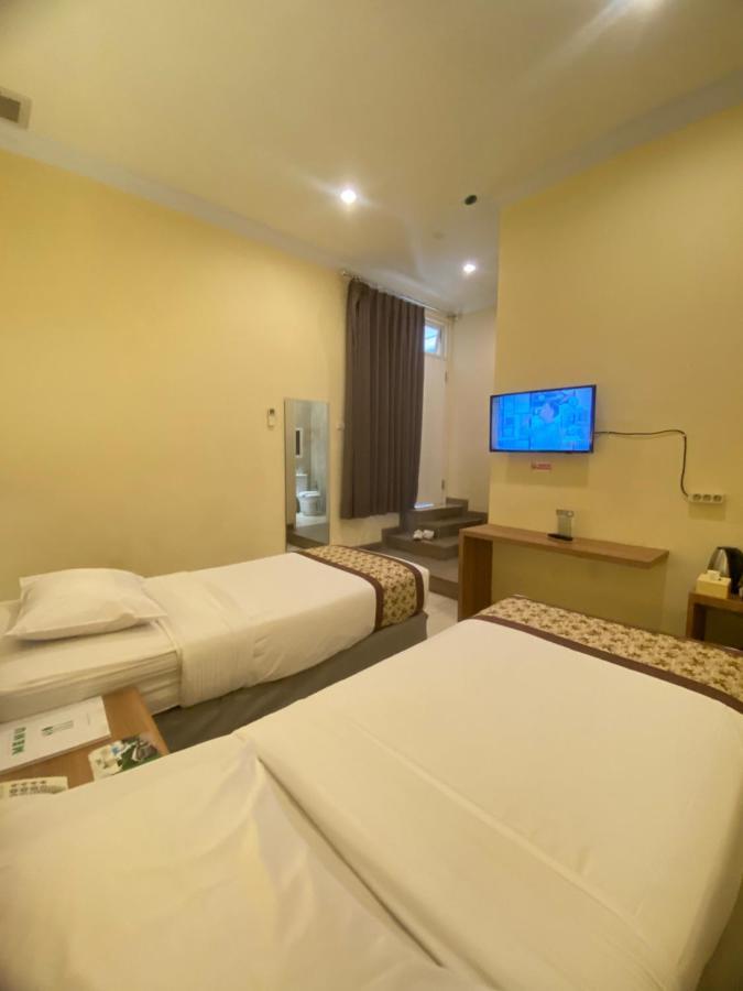Riverstone Hotel & Cottage Batu  Εξωτερικό φωτογραφία