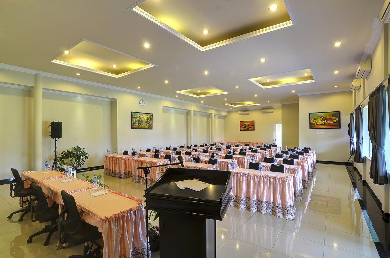 Riverstone Hotel & Cottage Batu  Εξωτερικό φωτογραφία