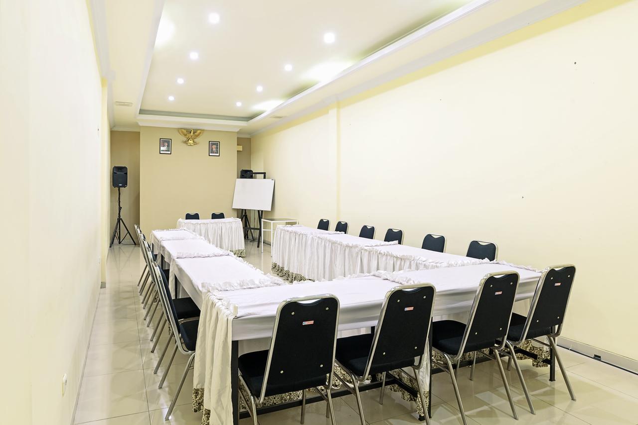 Riverstone Hotel & Cottage Batu  Εξωτερικό φωτογραφία