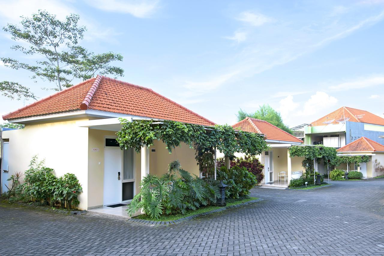 Riverstone Hotel & Cottage Batu  Εξωτερικό φωτογραφία